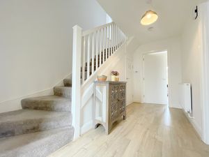 Tartan Close- click for photo gallery